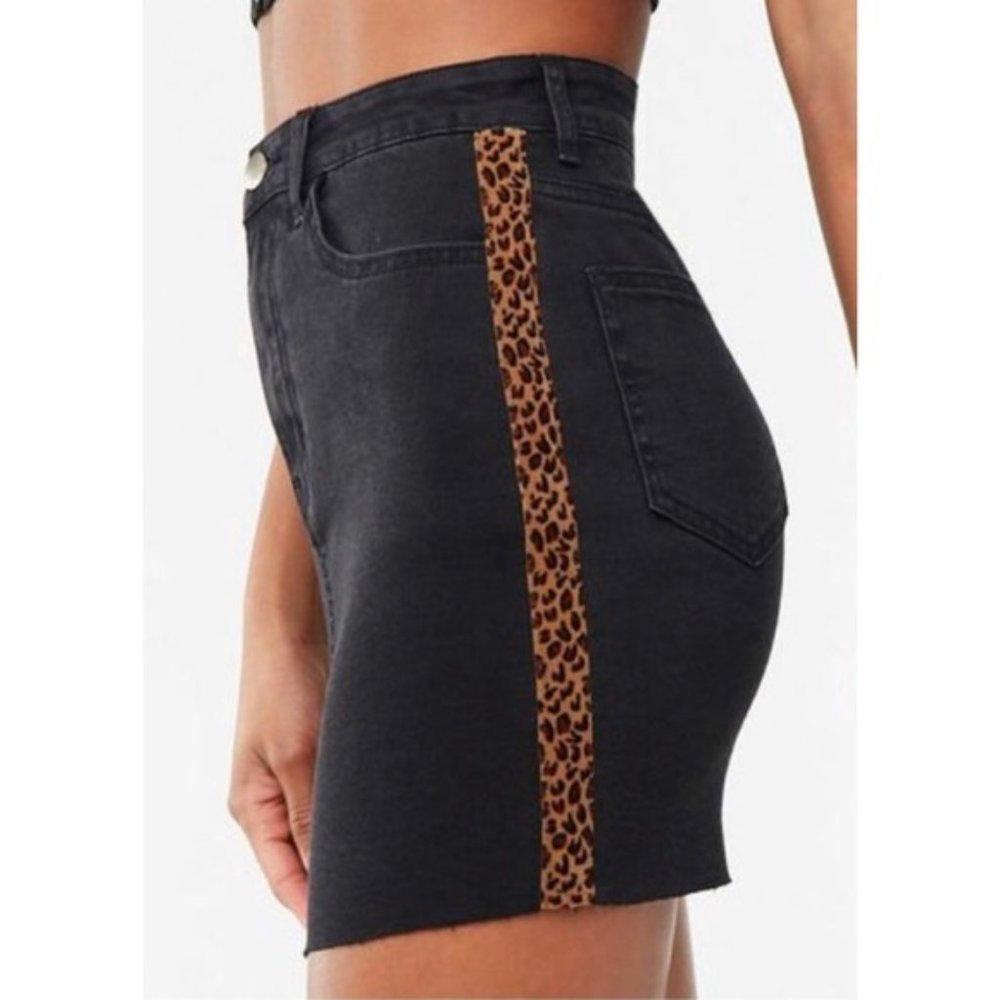 F21 Leopard Print Trim Denim Skirt